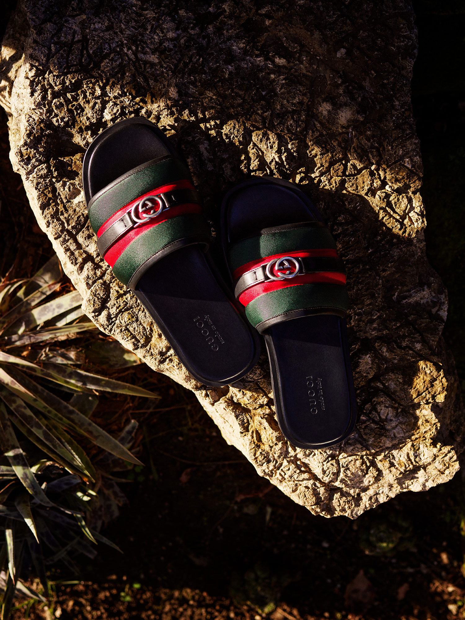 https://res-cms.gucci.cn/bz-gucci-store-prod/prod/GUCCI/2025-07-10/HP_Portrait_Gucci-LIDO-STILL-LIFE-MAY25-BASE-16-GUCCI-02-03-25-1041-v2a_001_Default_ddc98428-f9aa-42cb-a3c3-1e28e612acdf.png