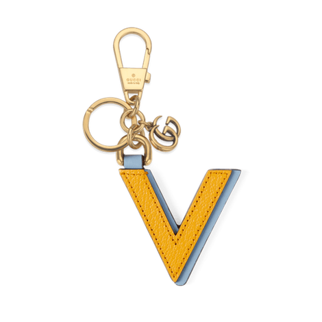 饰字母“V”钥匙扣